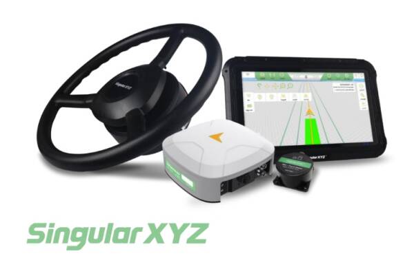 SingularXYZ SAGRO200 LENKSYSTEM inkl. Camera, ext. Schalter - Bürotest + 1 x mal am Traktor aufgebaut